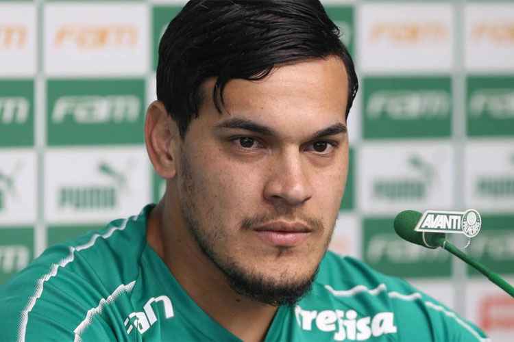 Gustavo Gómez concedeu coletiva na Academia de Futebol nesta terça-feira