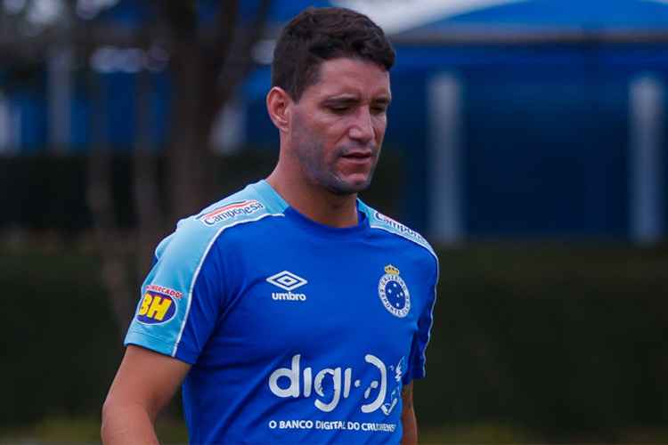 Thiago Neves analisou situação no Cruzeiro em entrevista ao Globo Esporte