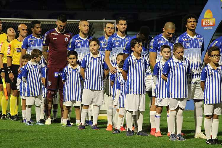 Avaí somou apenas 17 pontos em 32 rodadas no Brasileiro