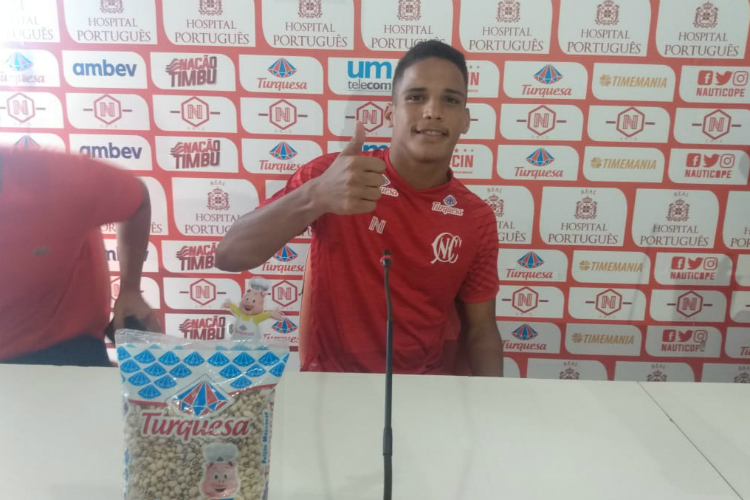"Quando eu tiver no fim da minha carreira, o clube que eu penso em jogar quando retornar é o Náutico"