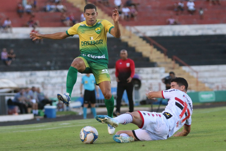 Toty disputou 26 partidas da Série B de 2019 pelo Cuiabá