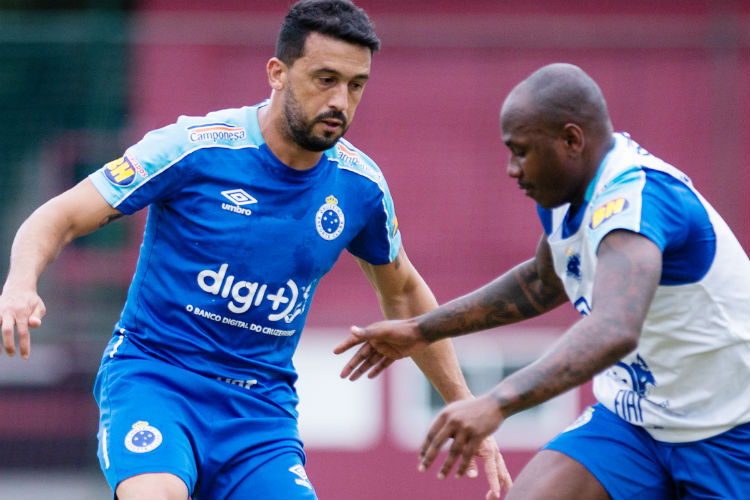Edilson é dono de um dos maiores salários do Cruzeiro