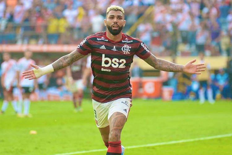 Flamengo tenta permanência de Gabriel, mas tem concorrência