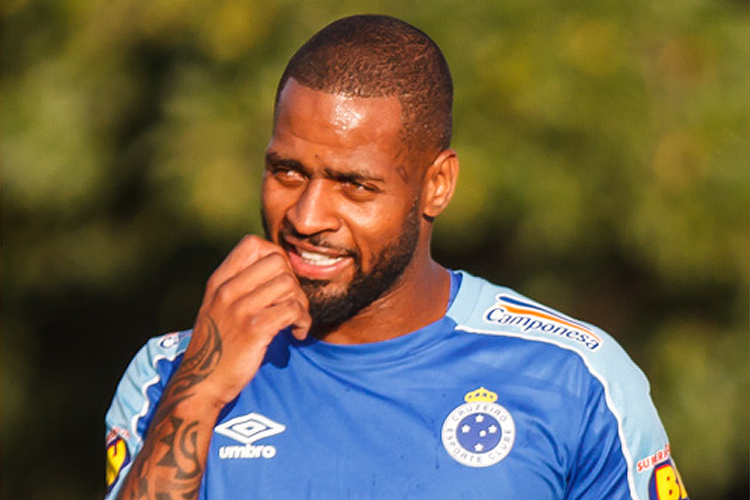 Dedé poderá deixar o Cruzeiro em 2020