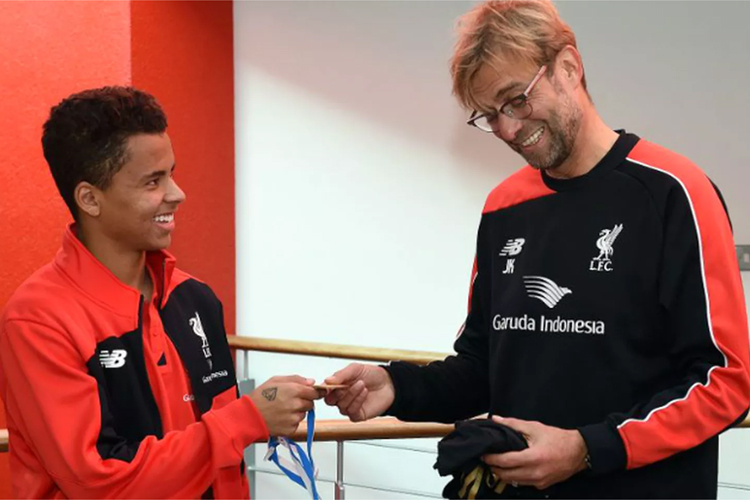 Allan, do Atlético, recebeu elogios de Klopp no Liverpool