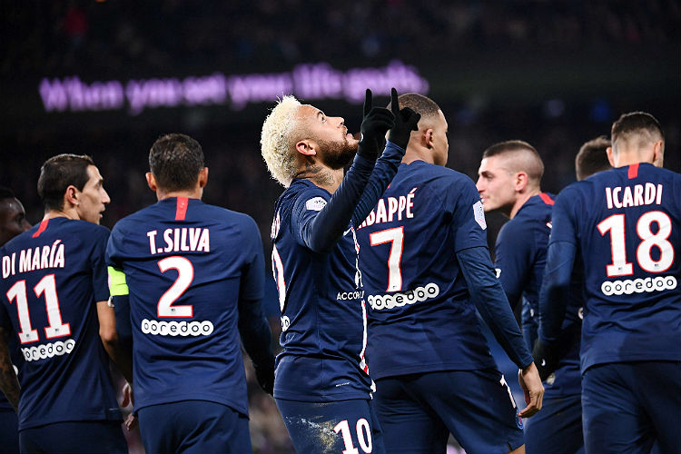 Neymar comemora em jogo de seis gols entre PSG e Monaco