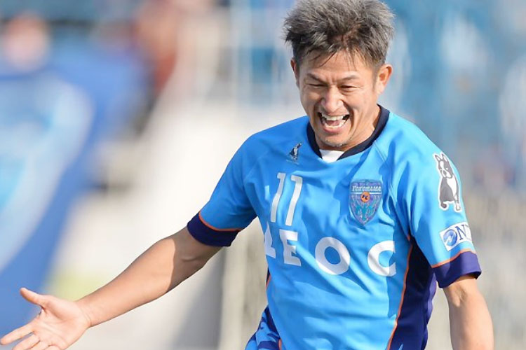 Kazuyoshi Miura pretende jogar até os 60 anos e terá 35ª temporada