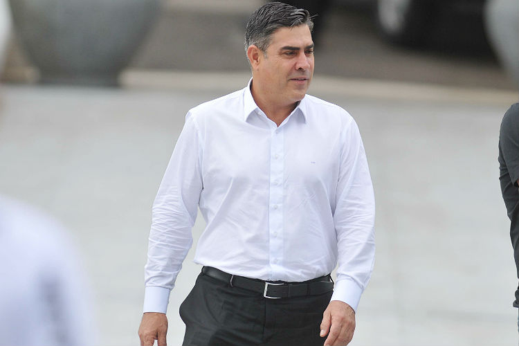 Sette Câmara descarta contratação de Diego Tardelli