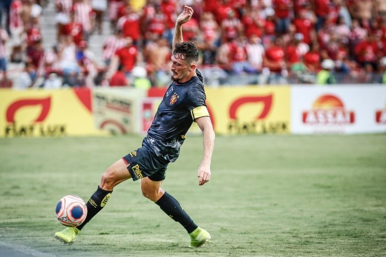 Confirmação foi feita pelo clube leonino no início desta tarde