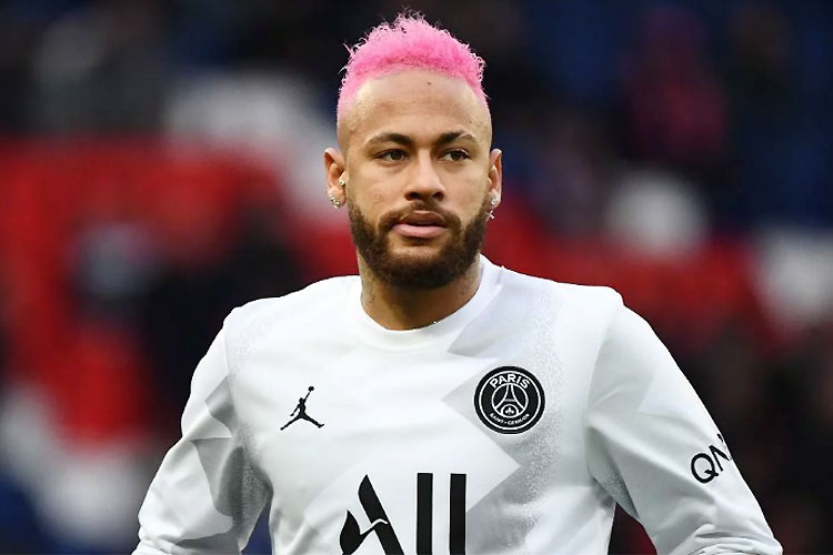 Neymar está na mira do Barcelona para próxima janela de transferências