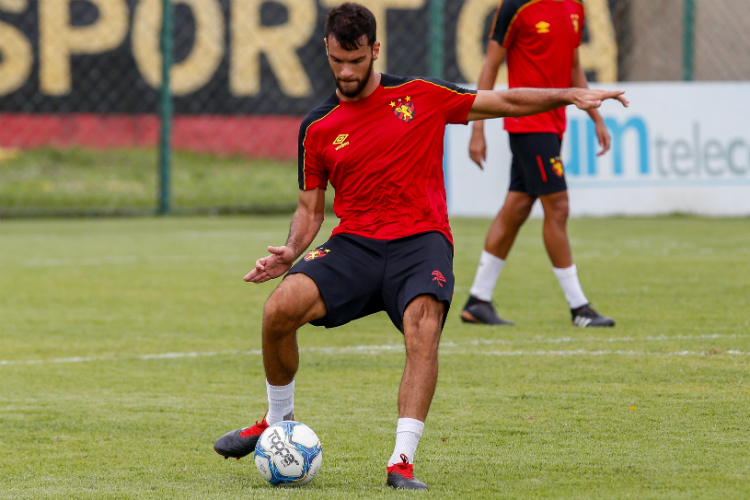 Thyere foi titular absoluto em 2019 com 46 partidas pelo Leão