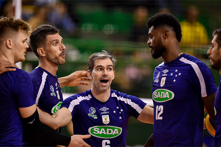 Cruzeiro começou a busca pelo hepta sul-americano com vitória tranquila