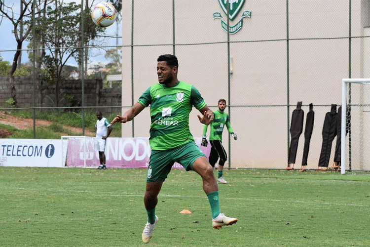 João Paulo iniciou sua transição física 