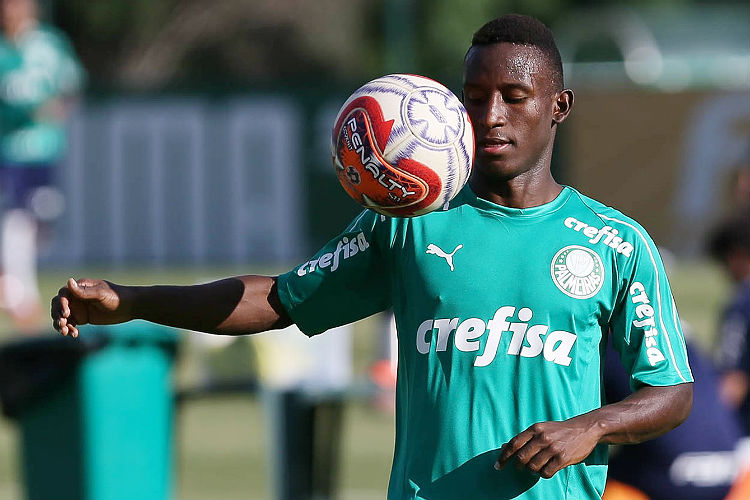 Atacante ainda não entrou em campo com a camisa do Palmeiras