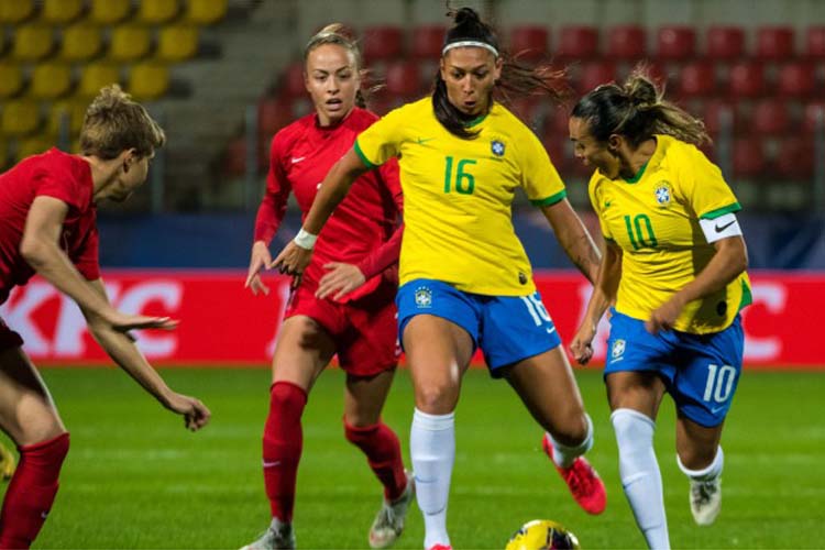 Brasil empatou por 2 a 2 contra o Canadá