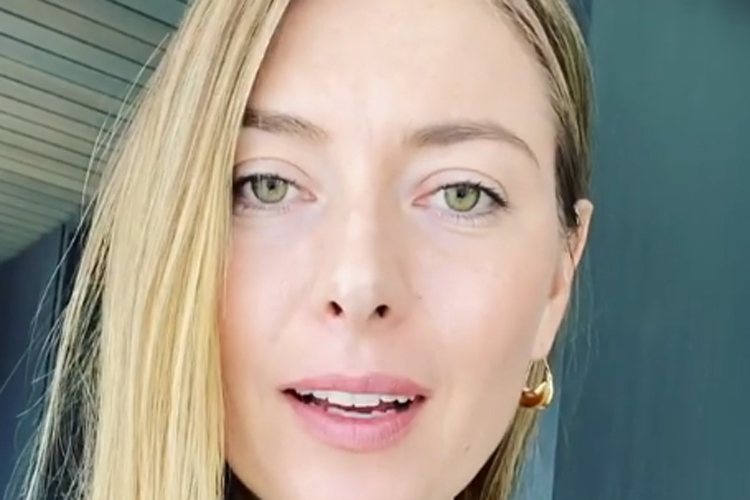 Sharapova divulgou número de telefone no Instagram