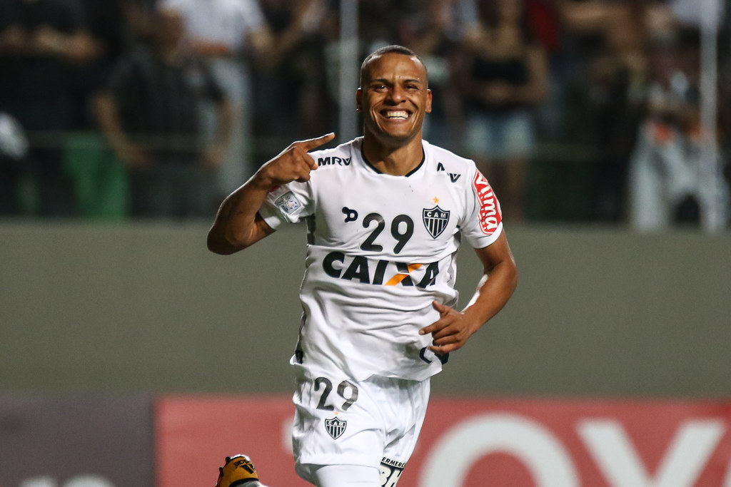 Patric sempre dividiu opiniões no Atlético; foram 12 gols em 187 partidas