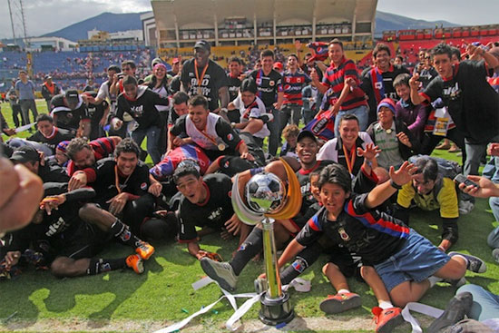 Campeão nacional em 2011, Deportivo Quito amarga pior fase da história