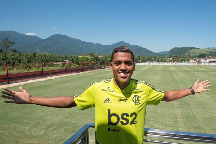 Flamengo não estampará mais o banco BS2 nas camisas a partir de julho