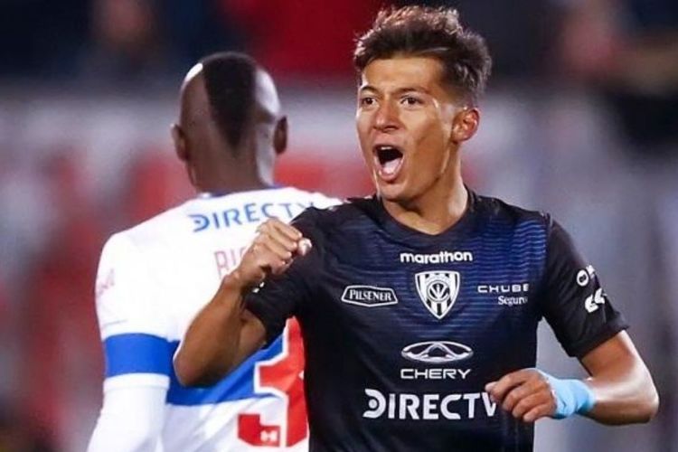 Franco, de 21 anos, atua tanto de volante quanto como meia