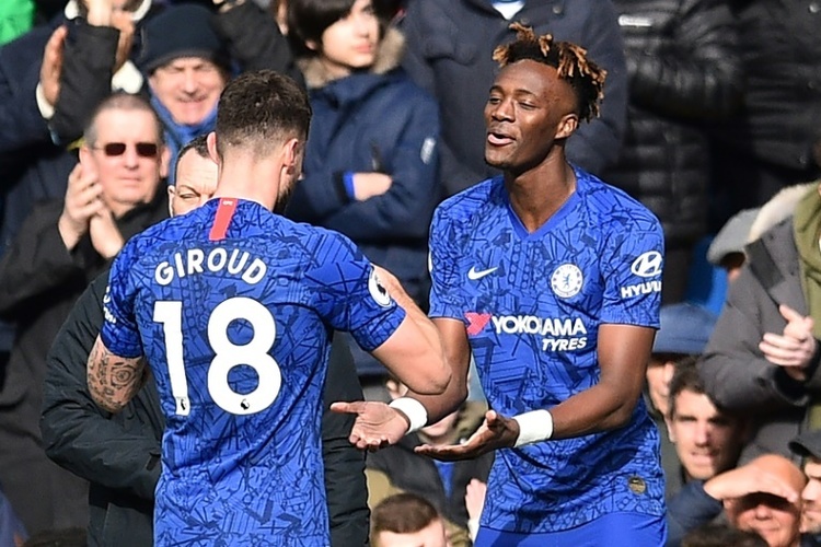 Mudança na regra das substituições já ocorrerá nas primeiras partidas da Premier League neste mês