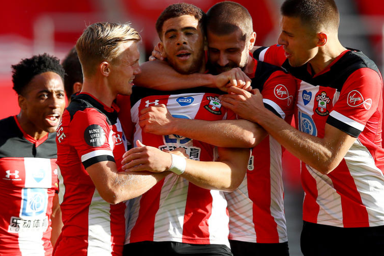 Che Adams marcou golaço que deu a vitória aos Saints