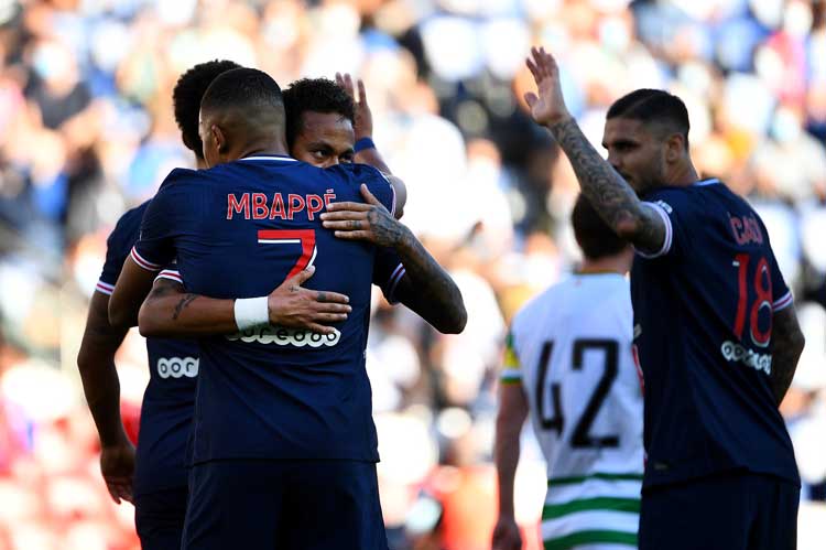 Neymar fez o segundo gol do PSG, ainda no primeiro tempo