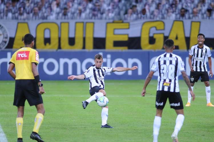 Hyoran foi o grande nome da vitória do Atlético, com dois gols