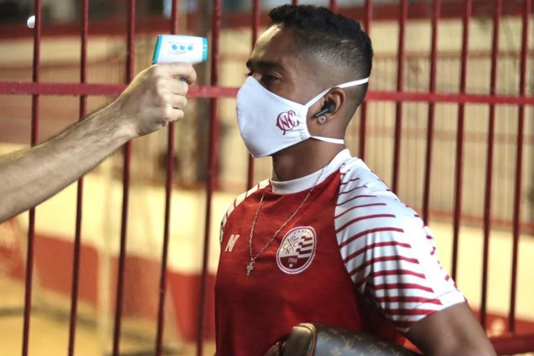 Meia-atacante pode desfalcar o Náutico diante do CRB