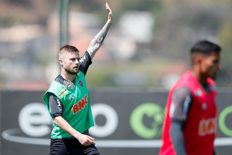 Recém-contratado, Eduardo Sasha pode estrear pelo Atlético contra o Inter