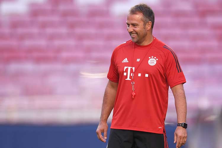 Hans-Dieter Flick foi questionado sobre a velocidade do PSG e admitiu preocupação com o poderio ofensivo do concorrente francês