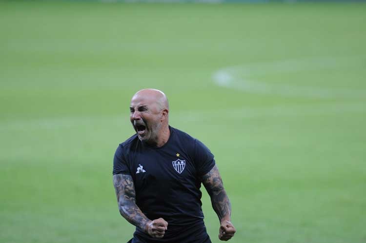 Jorge Sampaoli pode conquistar, pelo Atlético, o primeiro título dele no Brasil