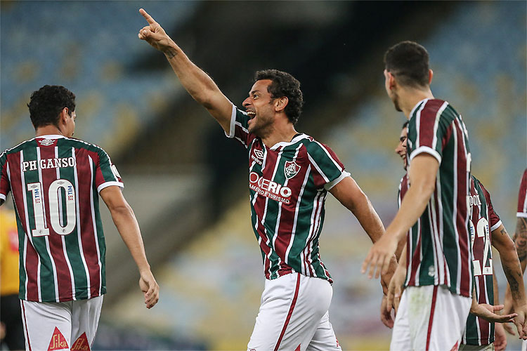 Fred marcou o segundo gol do Fluminense e foi decisivo para triunfo no Maracanã