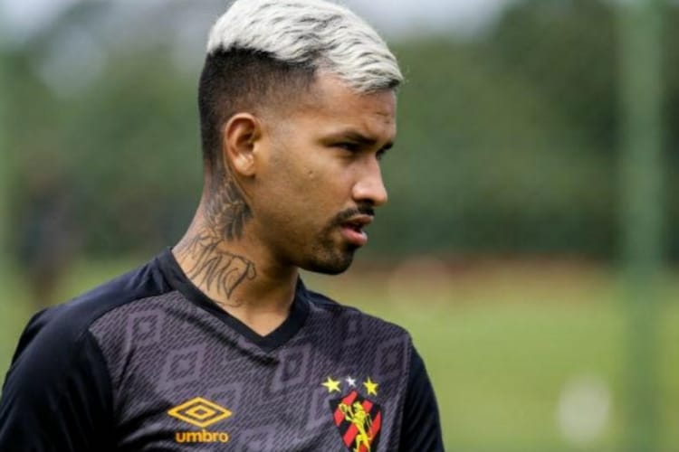 "O mínimo seria respeito, assim como todas as vezes eu tive respeito pela torcida do Sport"