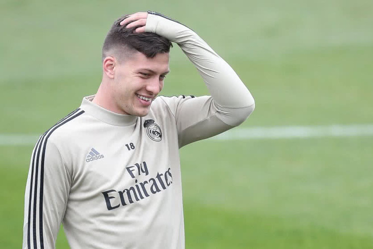 Luka Jovic deve ser emprestado pelo Real Madrid nesta temporada