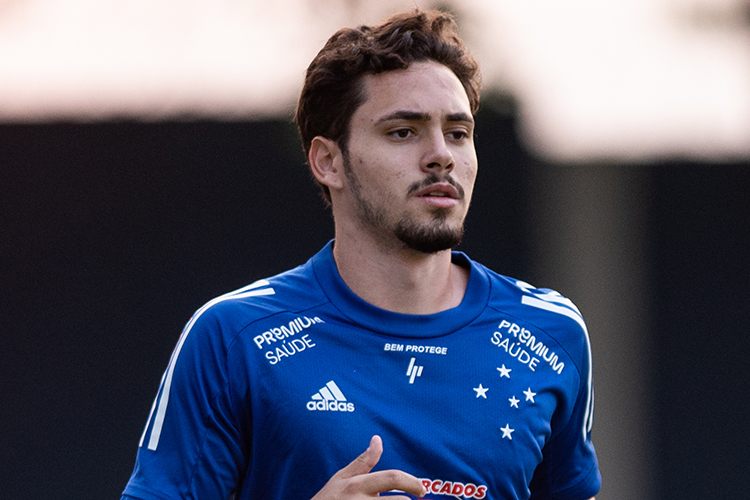 Maurício teve parte da formação realizada nas categorias de base do Cruzeiro