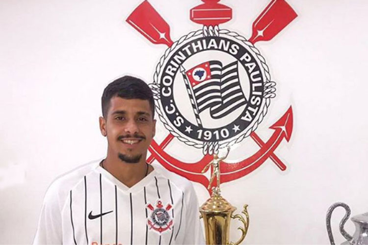 Daniel Penha vai jogar pelo sub-23 do Corinthians