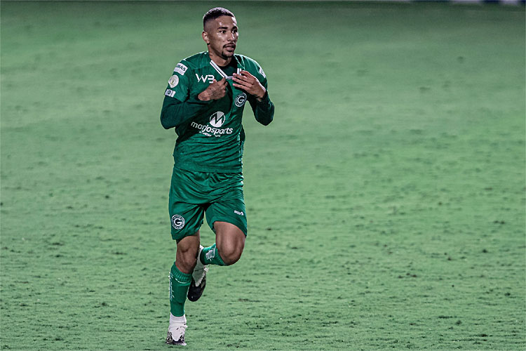 Miguel Ferreira substituiu Ariel Cabral e marcou um golaço aos 47min do segundo tempo