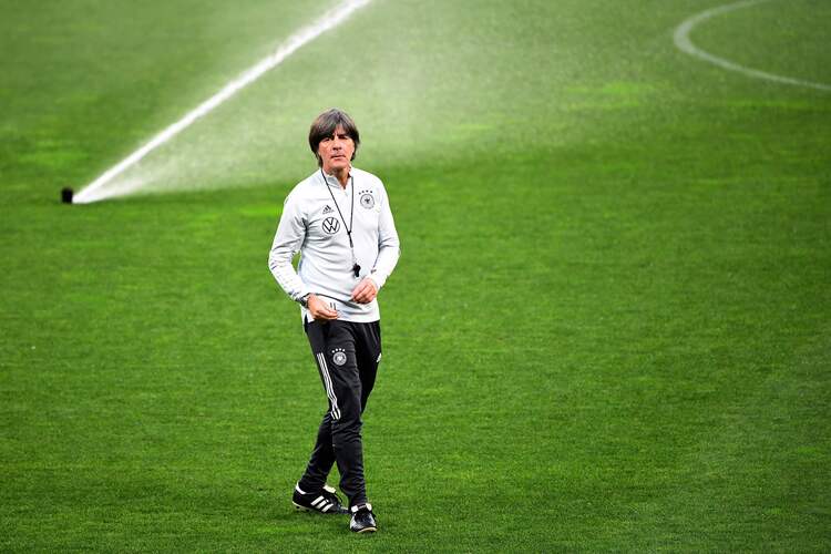 Joachim Löw está com o cargo ameaçado na Seleção da Alemanha