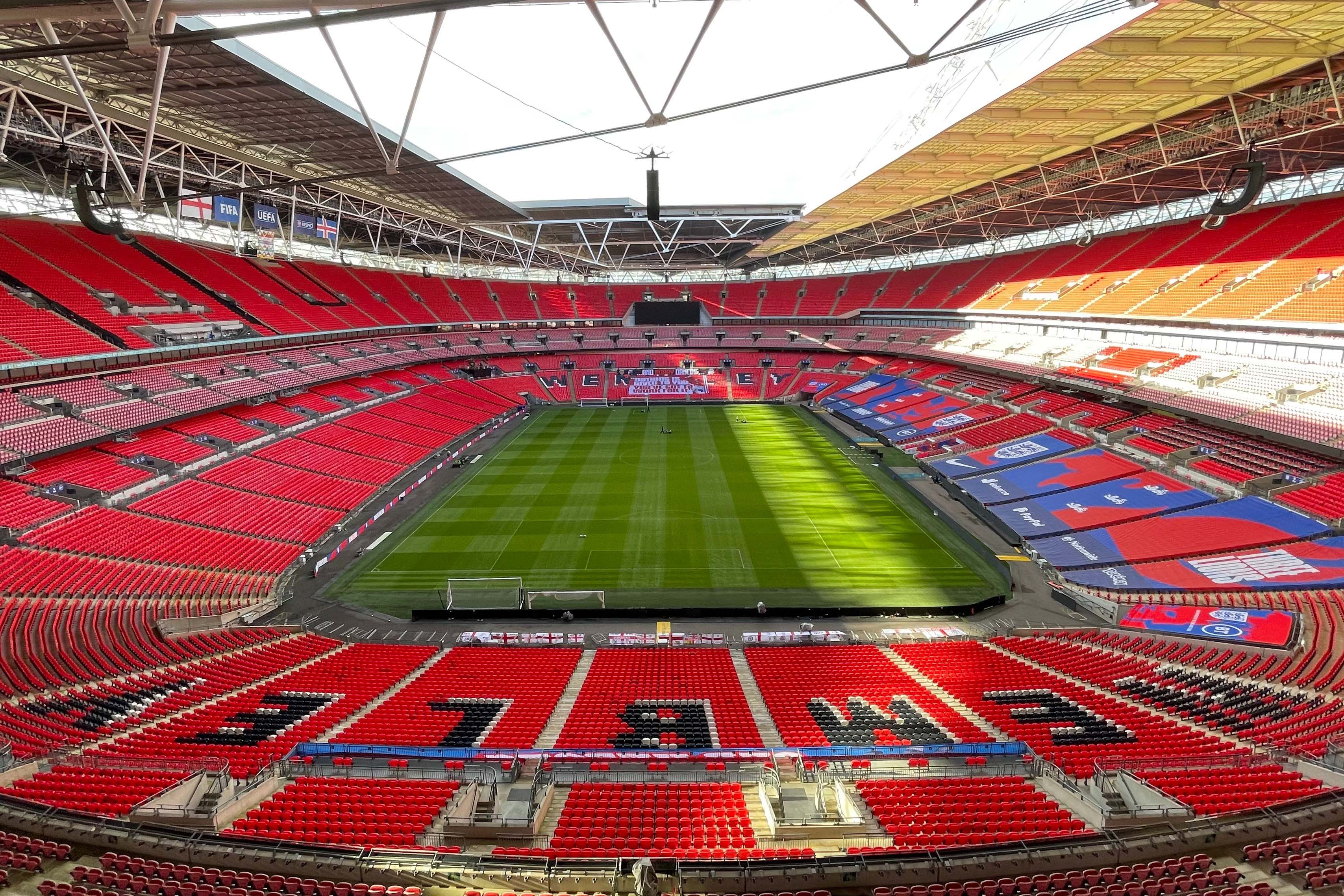 Estádio de Wembley é o maior do Reino Unido e recebe os jogos mais importantes do futebol inglês
