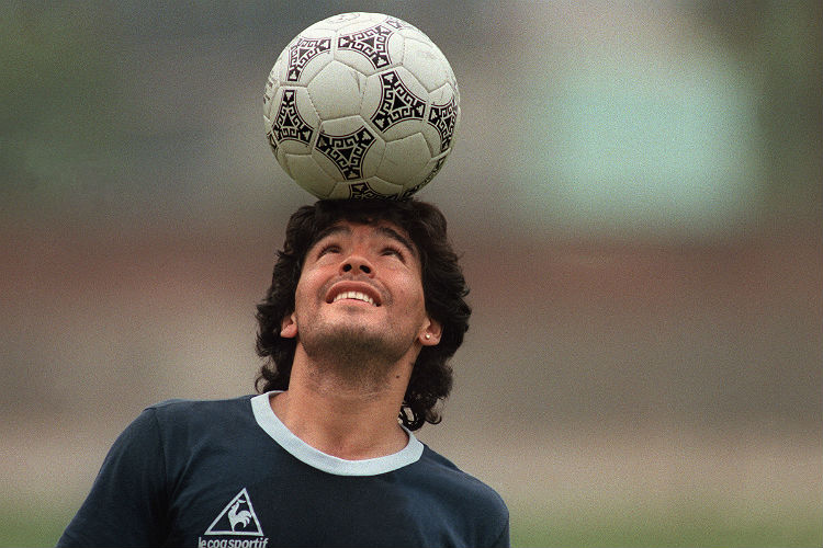 Maradona foi gênio e genioso dentro e fora de campo