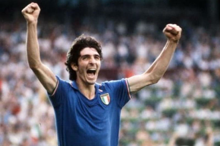 Artilheiro da Copa de 1982, Paolo Rossi morre aos 64 anos