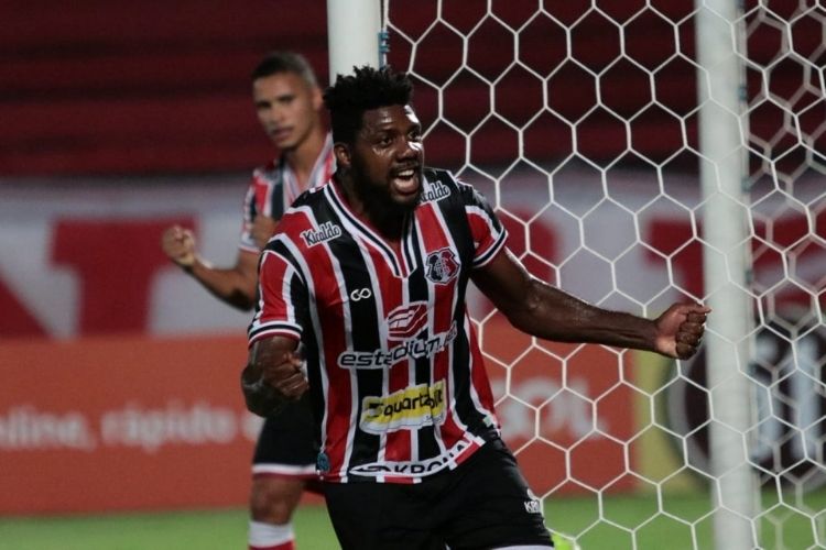 Elivélton retornará ao futebol carioca