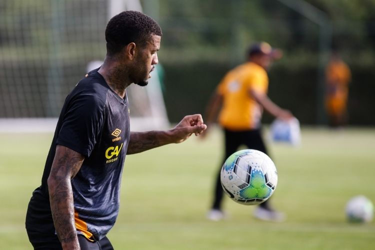 Lateral Júnior Tavares foi revelado pelo Grêmio em 2015