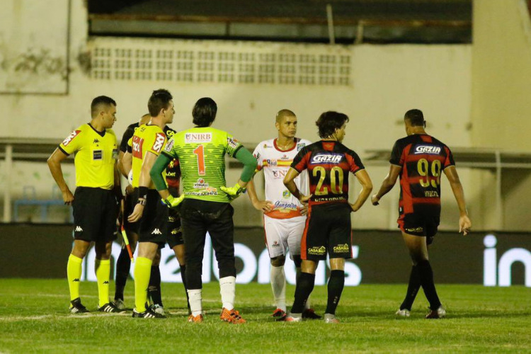 Jogo em Juazeiro foi repleto de polêmicas