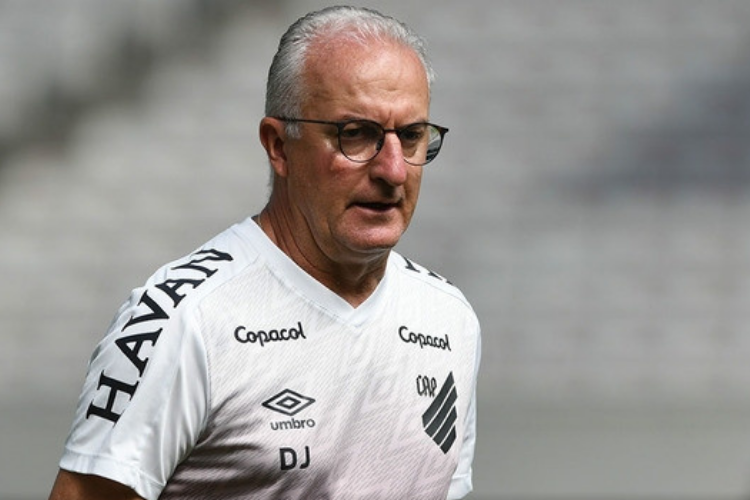 Treinador foi campeão pernambucano pelo Leão em 2006