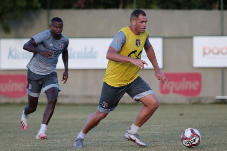 Wallace Pernambucano pode estrear contra o Ferroviário