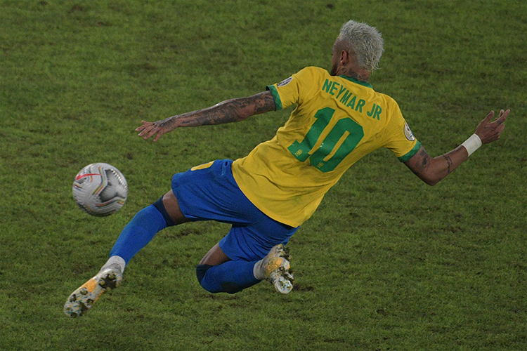 Brasil goleou o Peru por 4 a 0 na última quinta-feira (18)