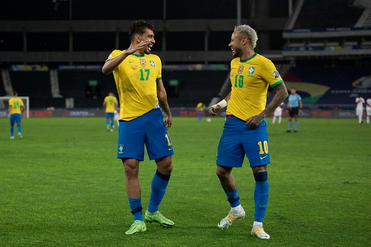Paquetá marcou o único gol do jogo, após passe de Neymar