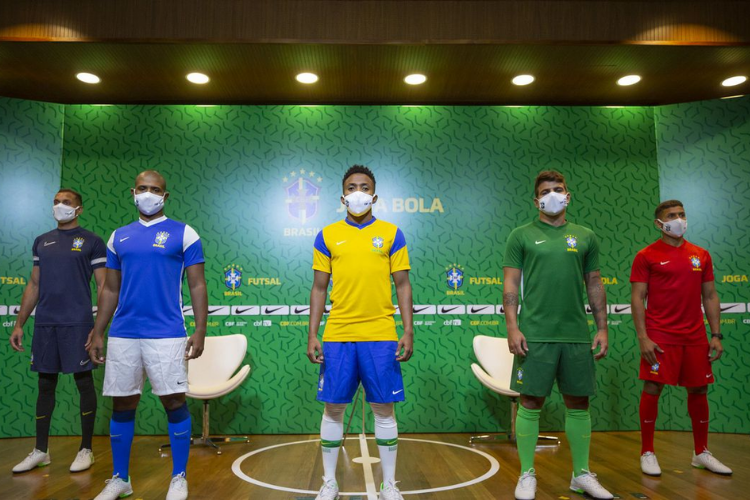 O Brasil é o maior campeão mundial de futsal, com cinco títulos. 